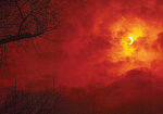 Солнечное затмение сквозь облака 29 марта 2006 г. Фото Михаила Целовальникова, г. Ульяновск