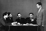 Мелекесская литературная группа, ноябрь 1957 года. Слева направо: Е. Ларин, Я. Рогачев, И. Хмарский, Г. Зимняков, А. Жуков