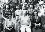 Н.И. Козырин с семьёй. 1950-е